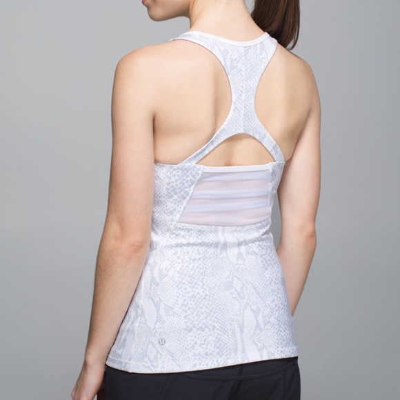 Lululemon Mesh With Me Tank - Picture 2 of 9